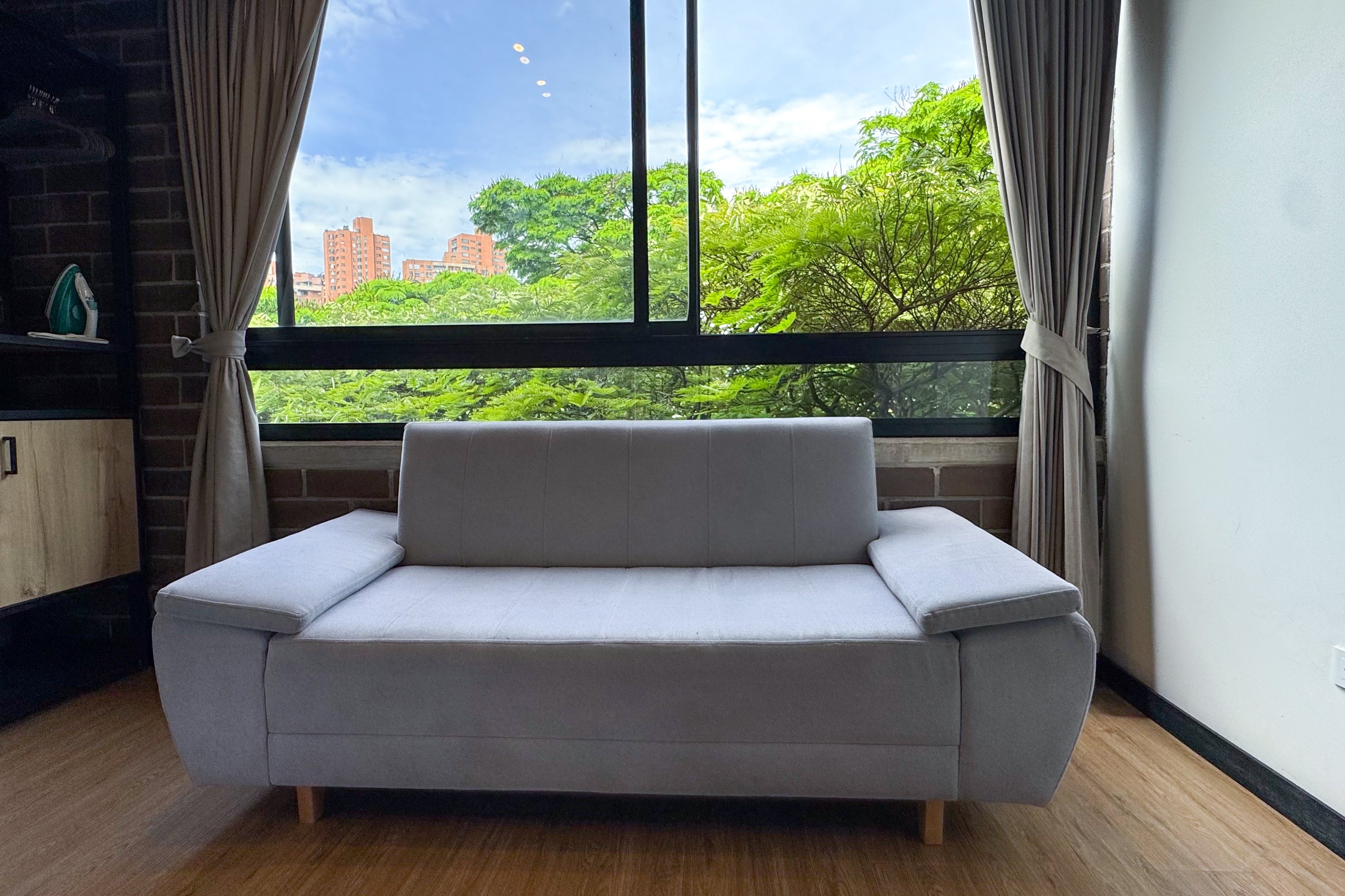 DOUBLE ROOM + EXTERIOR VIEW BT501