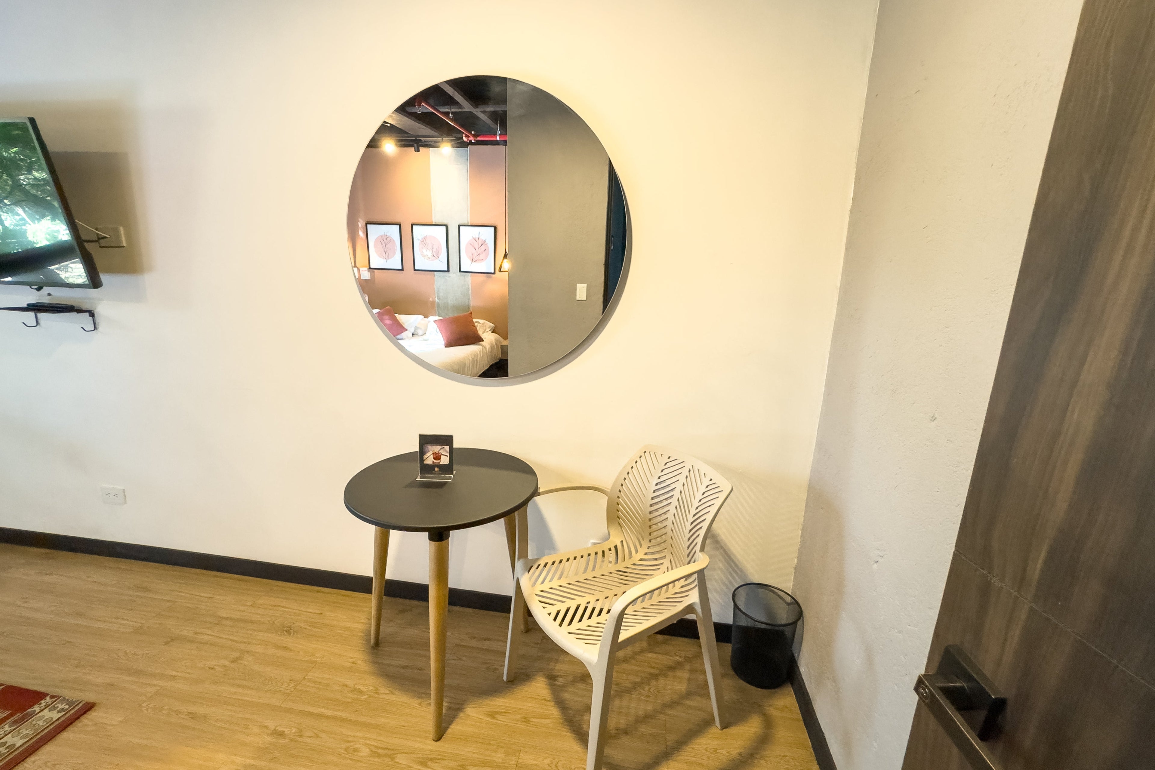 DOUBLE ROOM + EXTERIOR VIEW BT402